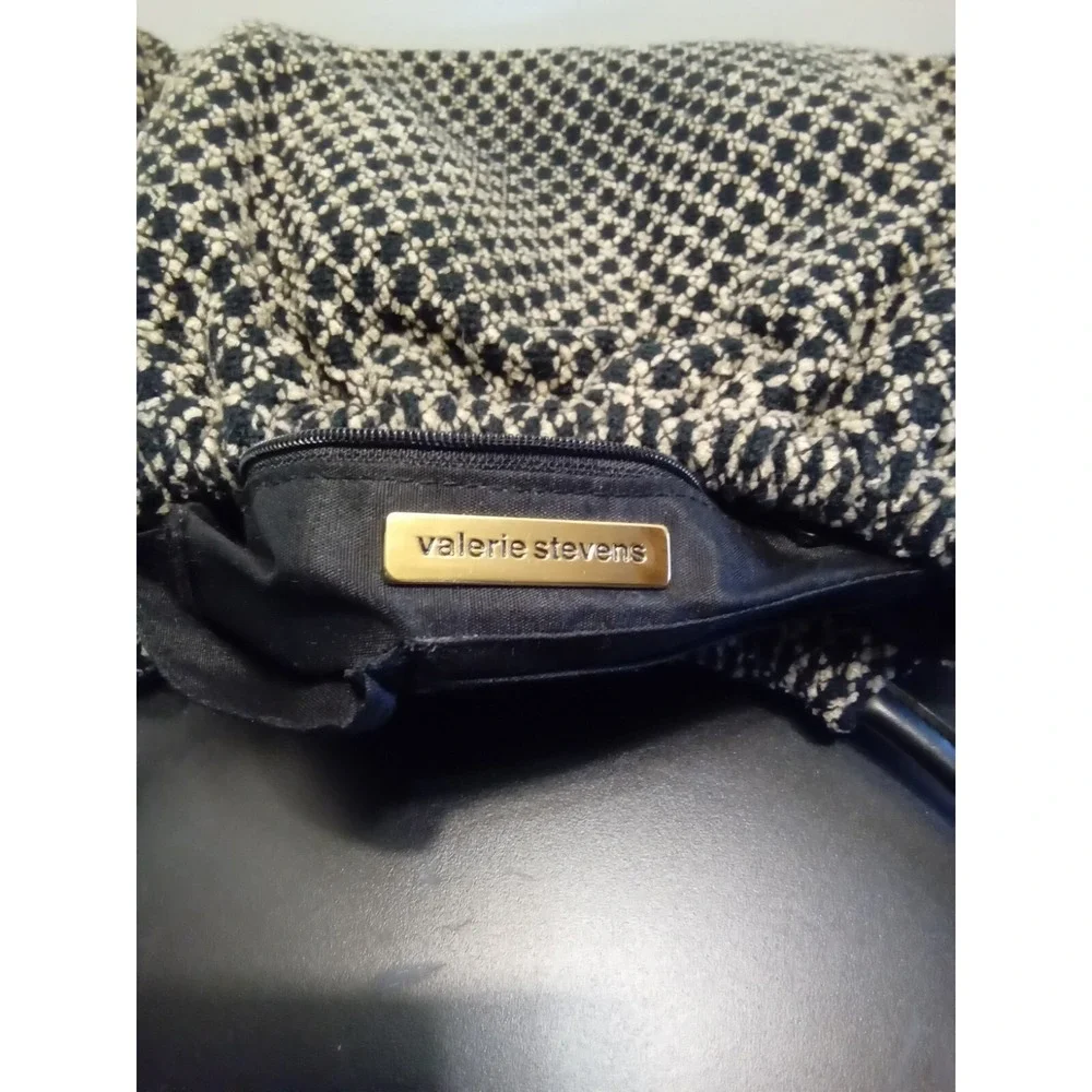 Valerie Stevens Black Cream Diamond Knit Hobo Bag Circular Handle Shoulder Purse